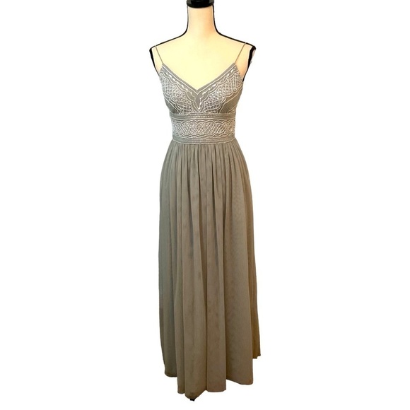 Adrianna Papell Dresses & Skirts - Adrianna Papell Sage Green Gray Aida Beaded Tulle Gown Prom Dress Sz 4 Formal